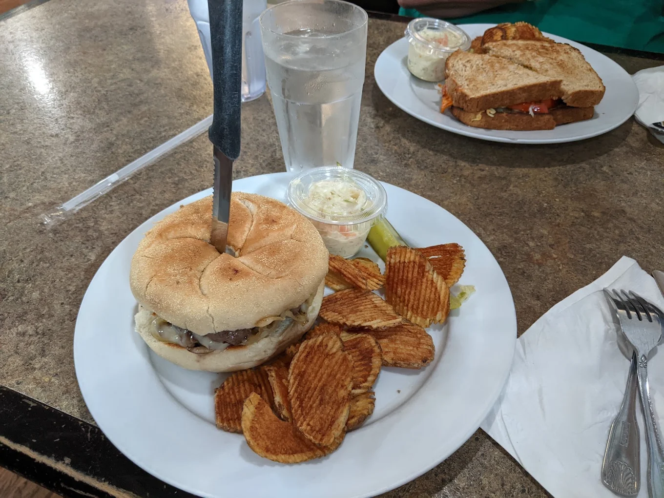 8oz Angus burger at Uncle Bob's